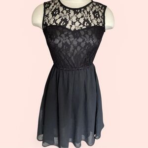Black Lace Bodice Chiffon Skirt Women's Dress
